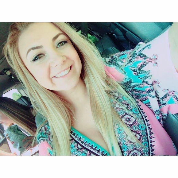 Pastel Colored Flowy Dress - Picture 11 of 12